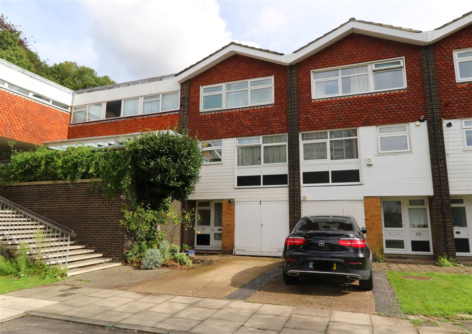 Heronsforde, Ealing, Ealing